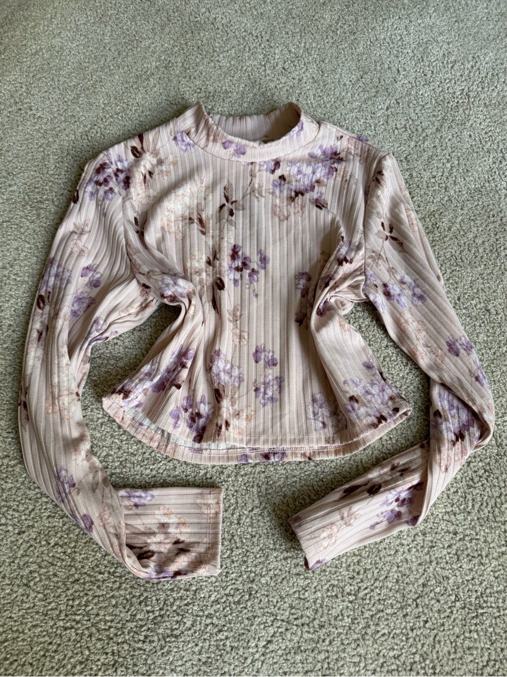 H&M Cream Ribbed Long-Sleeve Top with Purple Floral Print cropped y2k nwt